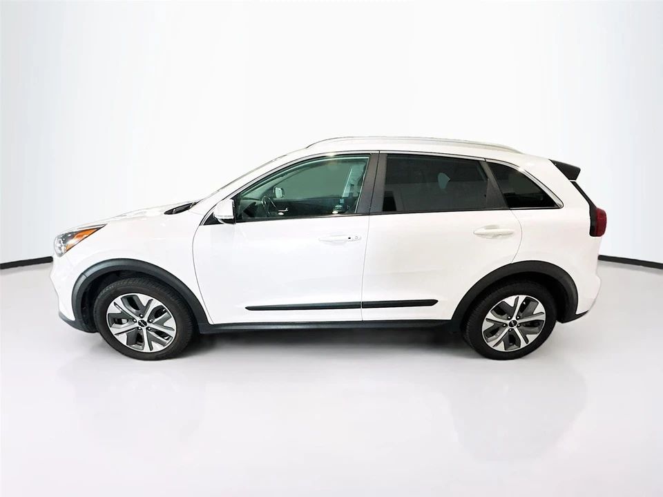 2022 Kia Niro - Image 2 of 16