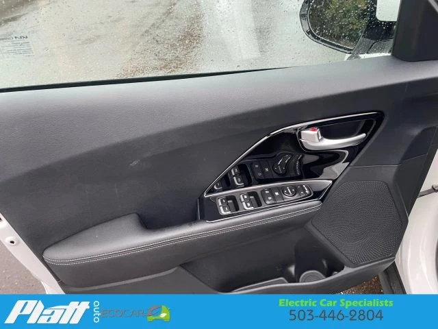 2022 Kia Niro - Image 20 of 21