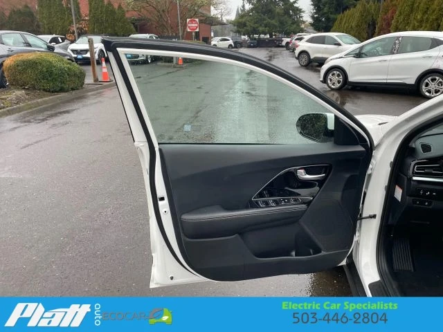 2022 Kia Niro - Image 21 of 21