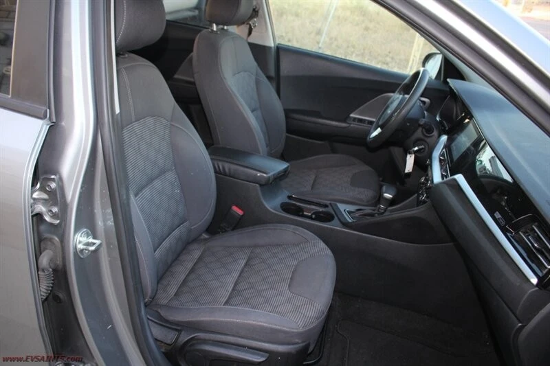 2022 Kia Niro - Image 7 of 21