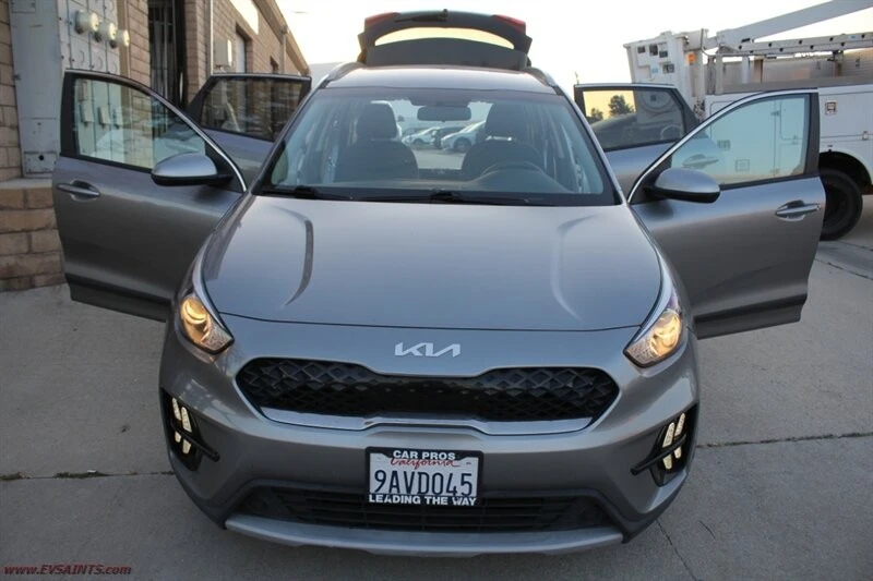 2022 Kia Niro - Image 18 of 21