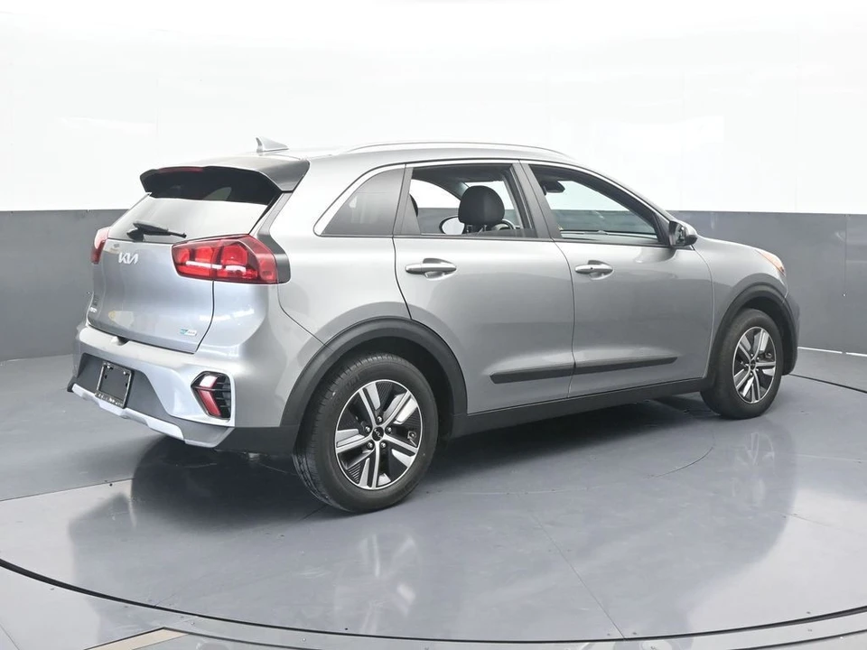 2022 Kia Niro - Image 6 of 12