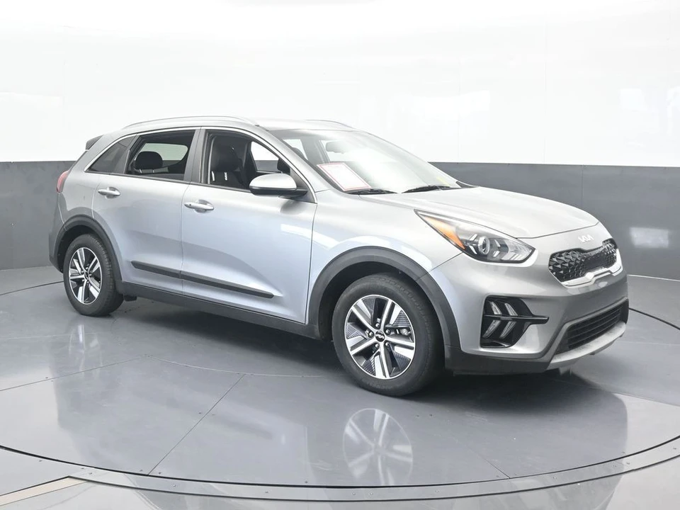 2022 Kia Niro - Image 8 of 12