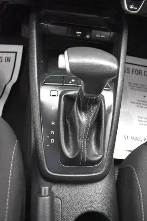 2022 Kia Rio - Image 14 of 15
