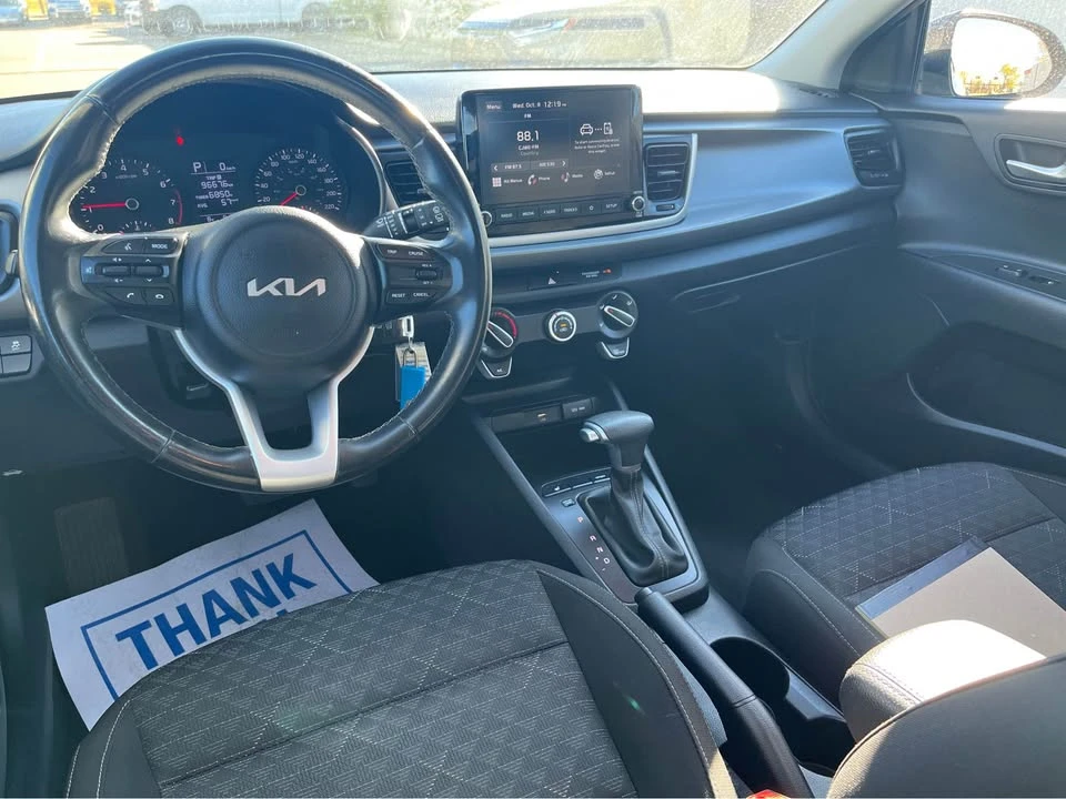 2022 Kia Rio - Image 6 of 11