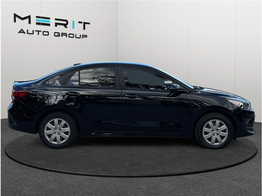 2022 Kia Rio - Image 10 of 21