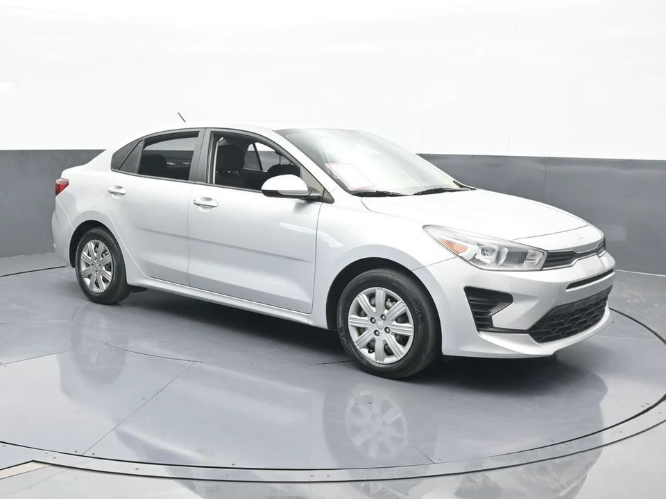 2022 Kia Rio - Image 8 of 12