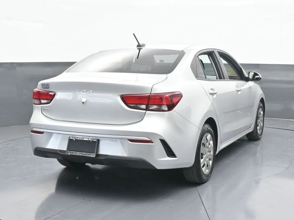 2022 Kia Rio - Image 5 of 12
