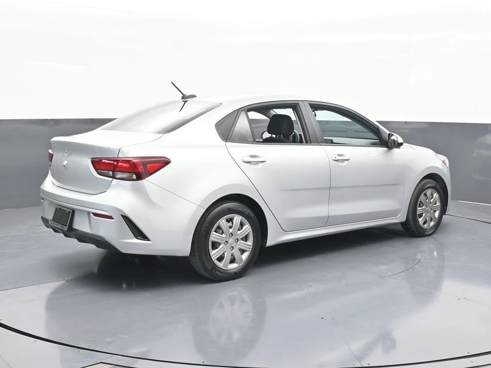 2022 Kia Rio - Image 6 of 12