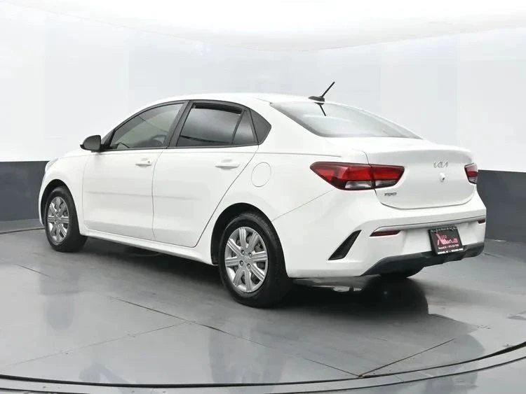 2022 Kia Rio - Image 9 of 12