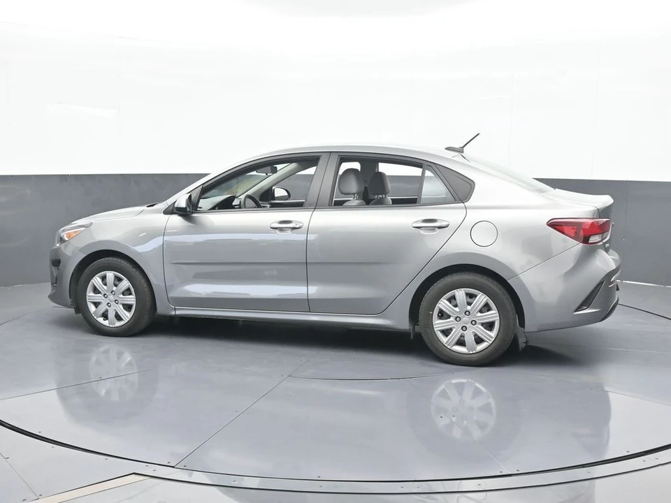 2022 Kia Rio - Image 3 of 12