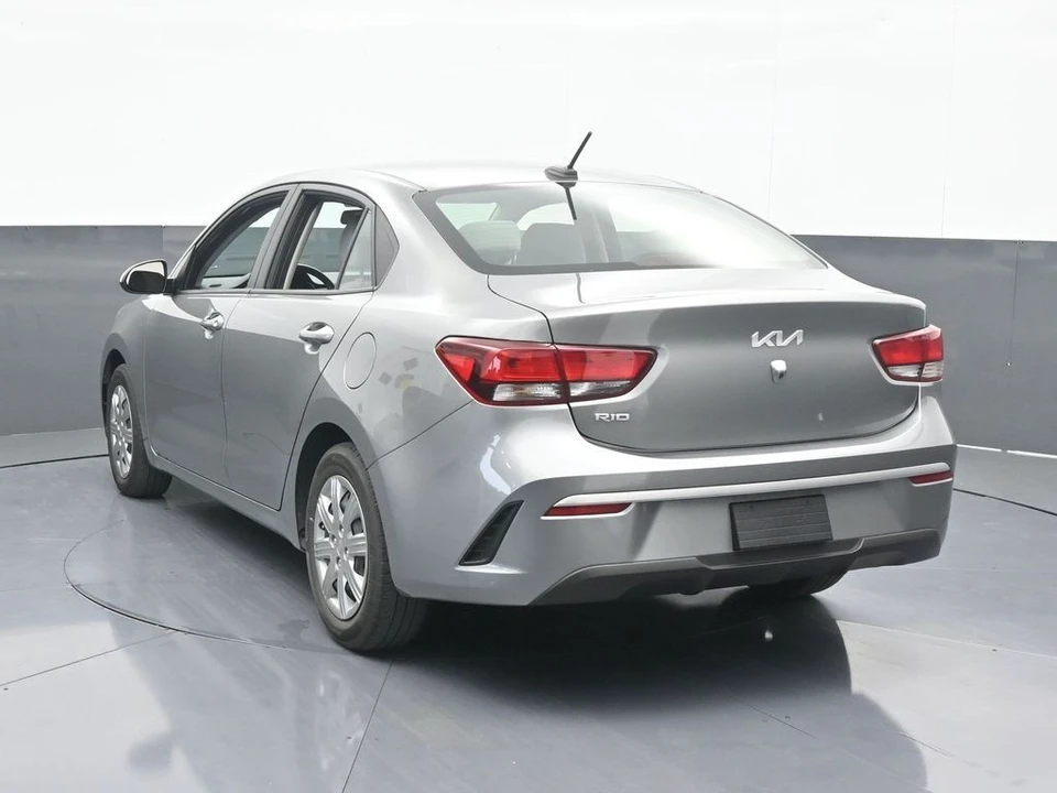2022 Kia Rio - Image 4 of 12