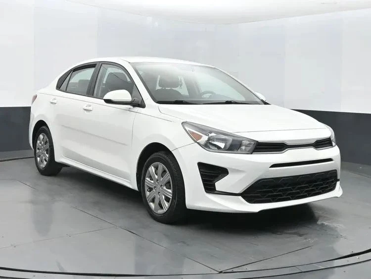 2022 Kia Rio - Image 2 of 12