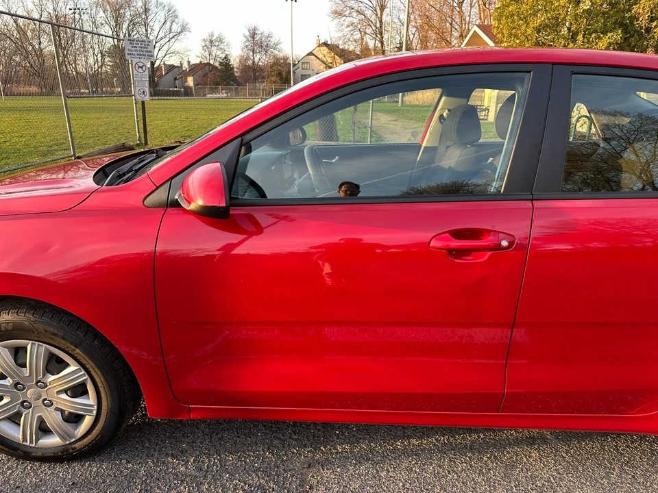 2022 Kia Rio - Image 15 of 21