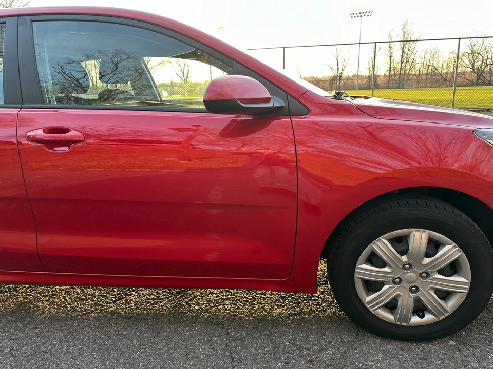 2022 Kia Rio - Image 10 of 21