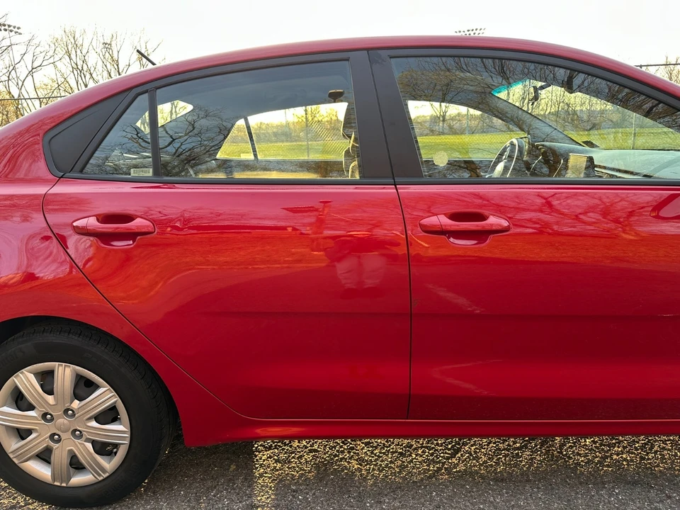 2022 Kia Rio - Image 8 of 21