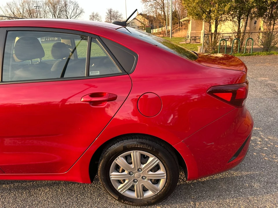 2022 Kia Rio - Image 18 of 21