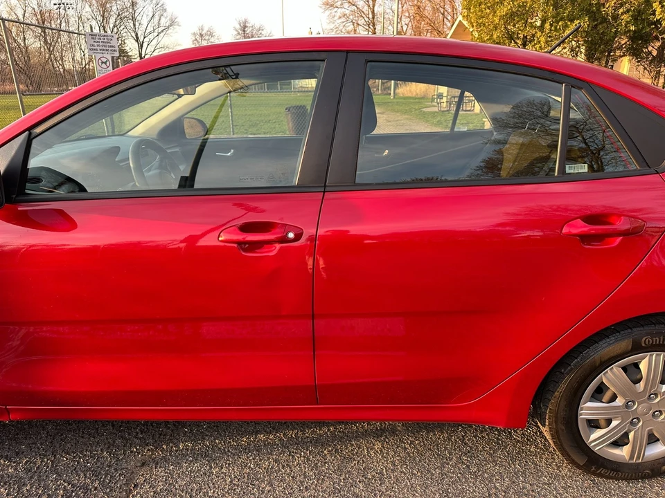 2022 Kia Rio - Image 16 of 21