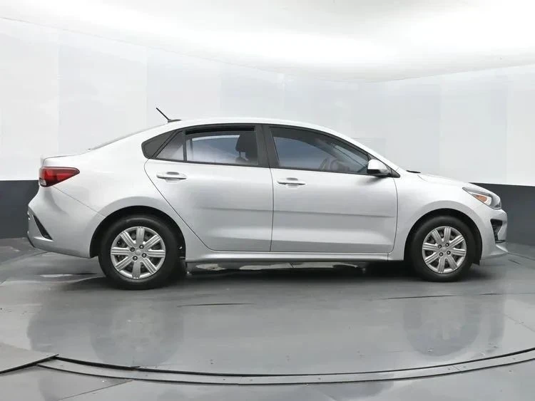 2022 Kia Rio - Image 4 of 12