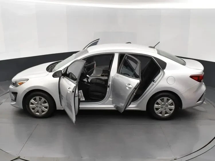 2022 Kia Rio - Image 7 of 12