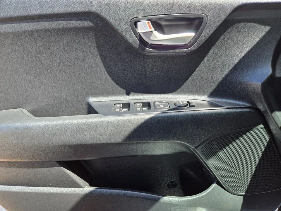 2022 Kia Rio - Image 12 of 12