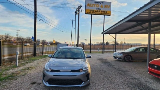 2022 Kia Rio - Image 2 of 31