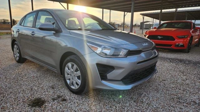 2022 Kia Rio - Image 14 of 31