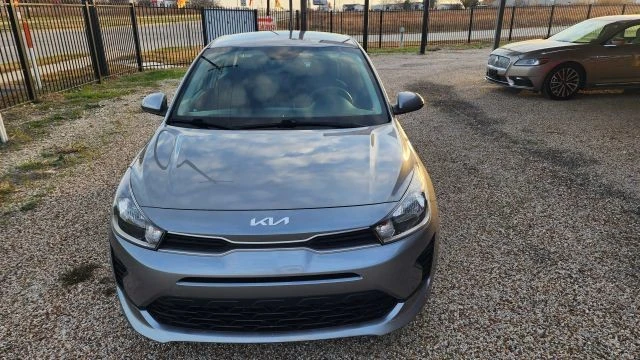 2022 Kia Rio - Image 3 of 31