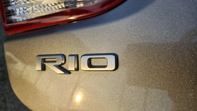 2022 Kia Rio - Image 16 of 31