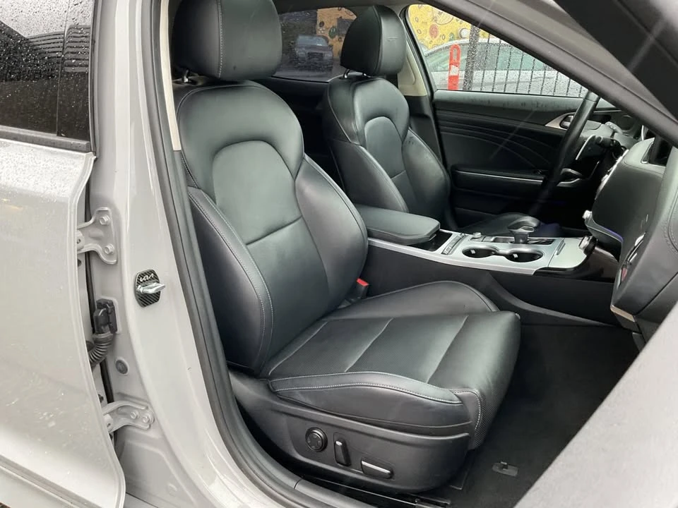 2022 Kia Stinger - Image 17 of 20