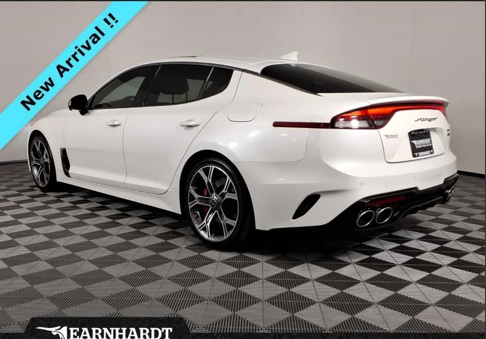 2022 Kia Stinger GT - Image 2 of 6