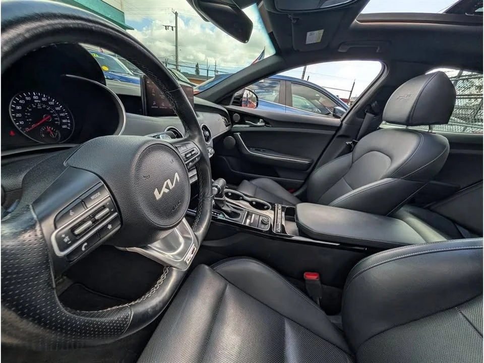 2022 Kia Stinger GT - Image 6 of 19