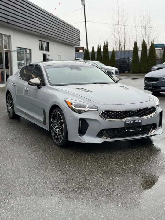 2022 Kia Stinger GT - Image 11 of 12
