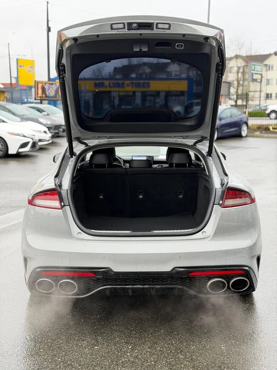 2022 Kia Stinger GT - Image 4 of 12