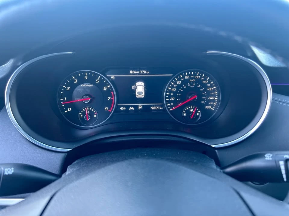 2022 Kia Stinger GT - Image 7 of 17