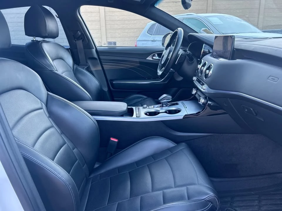 2022 Kia Stinger GT - Image 17 of 17