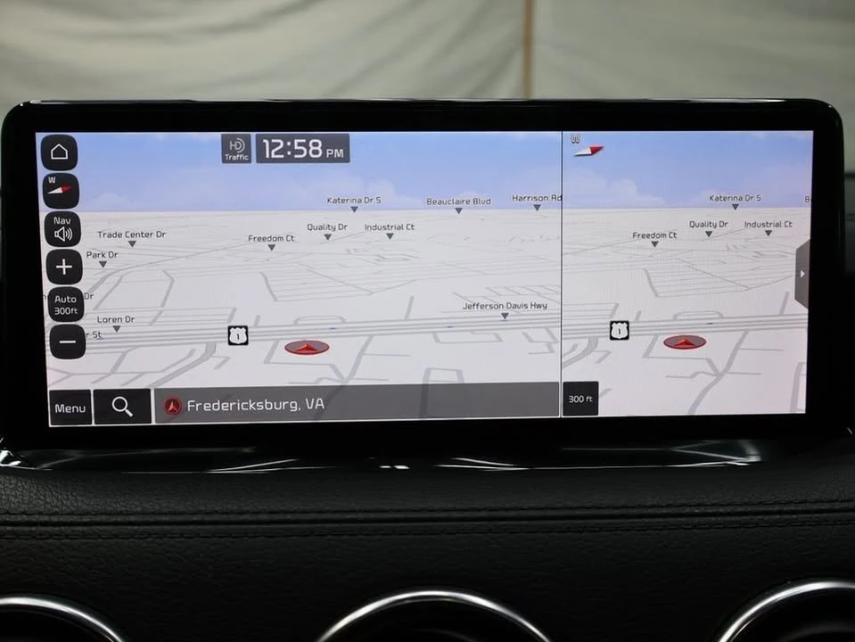 2022 Kia Stinger GT - Image 16 of 19