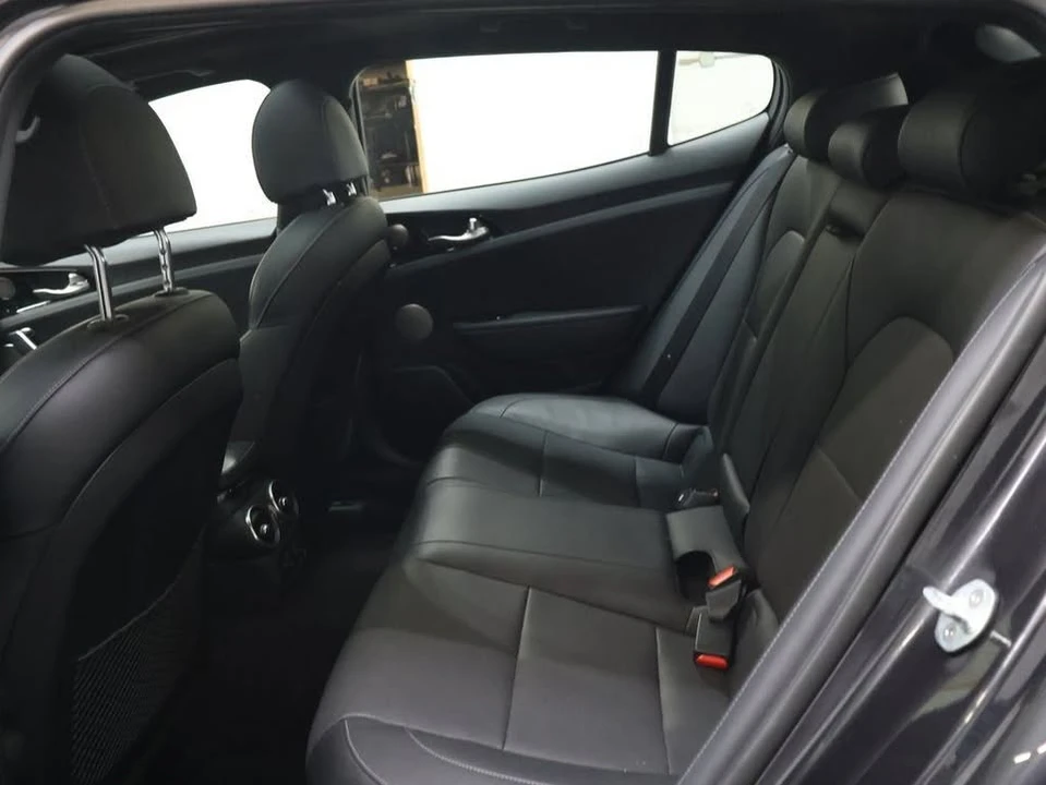 2022 Kia Stinger GT - Image 11 of 19