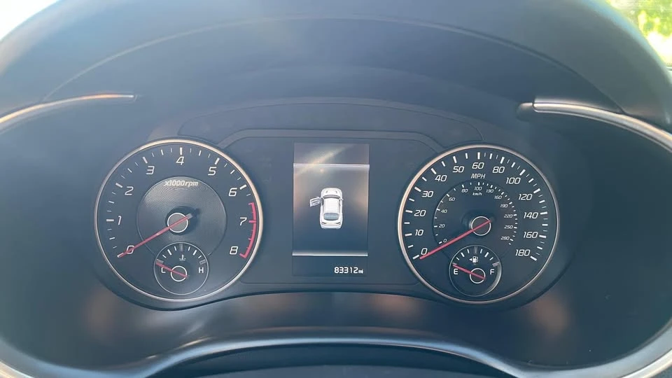 2022 Kia Stinger - Image 14 of 15
