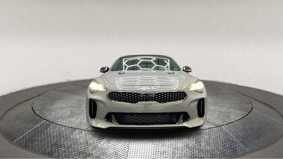 2022 Kia Stinger GT - Image 2 of 17