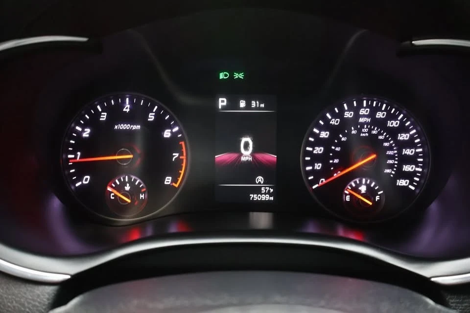 2022 Kia Stinger GT - Image 14 of 17