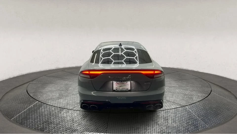 2022 Kia Stinger GT - Image 5 of 17