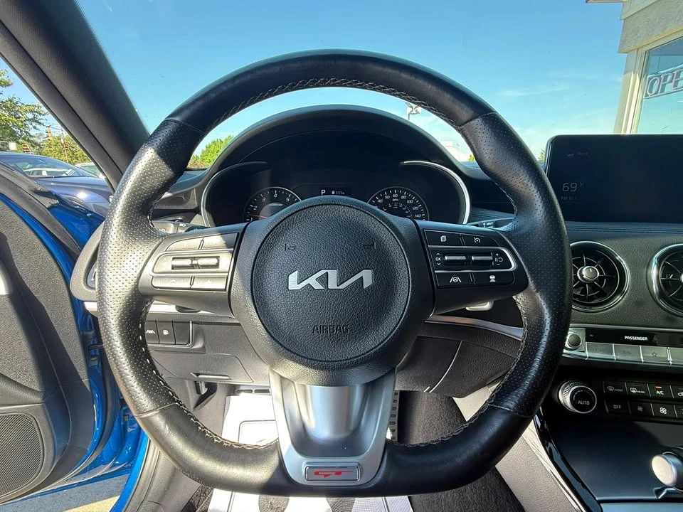 2022 Kia Stinger GT - Image 14 of 20