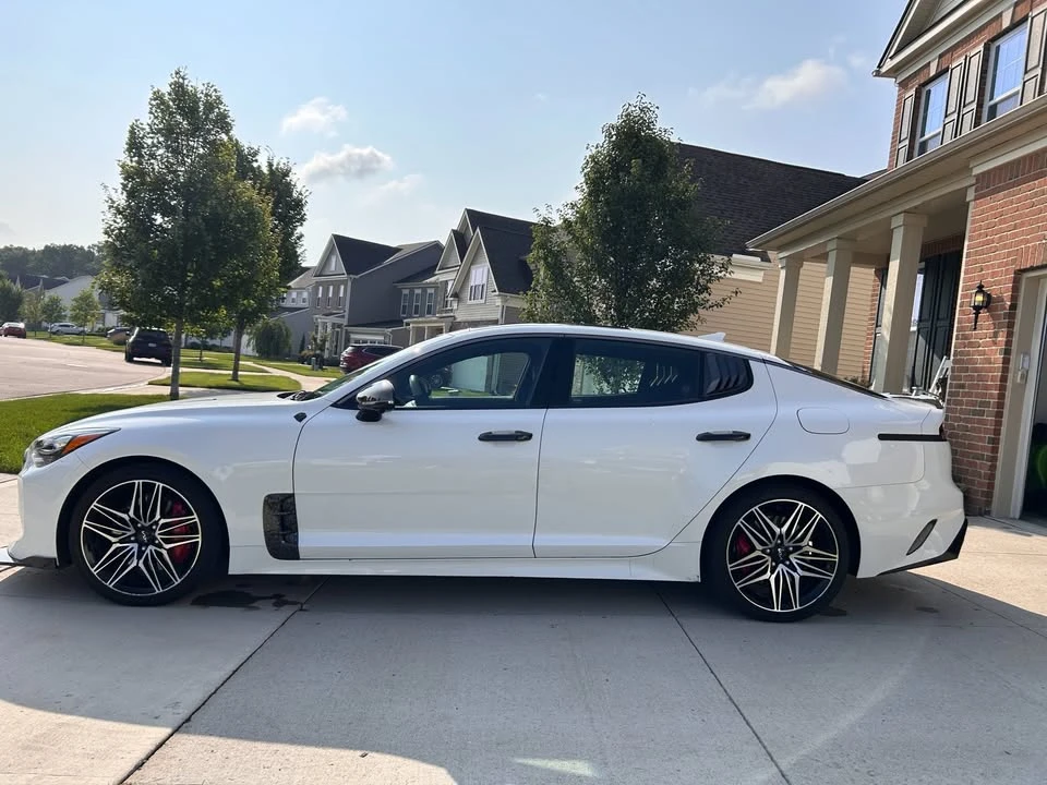 2022 Kia Stinger GT - Image 4 of 15
