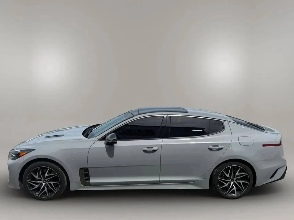 2022 Kia Stinger - Image 4 of 15