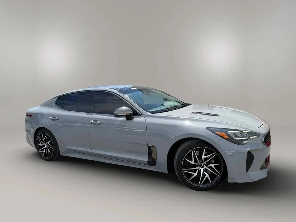 2022 Kia Stinger - Image 8 of 15