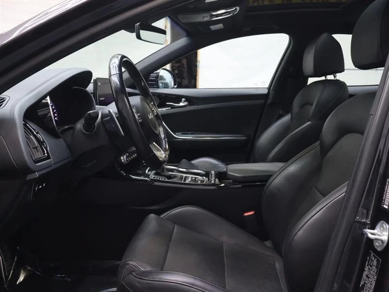 2022 Kia Stinger - Image 15 of 19