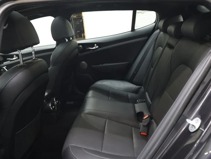2022 Kia Stinger - Image 13 of 19