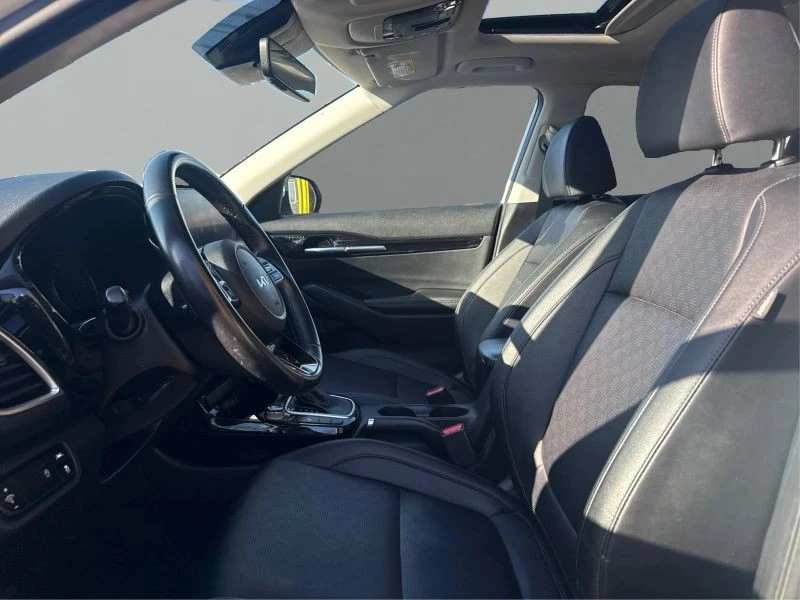 2022 Kia Seltos - Image 9 of 12