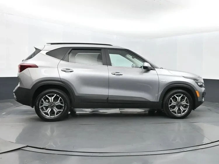 2022 Kia Seltos - Image 4 of 12
